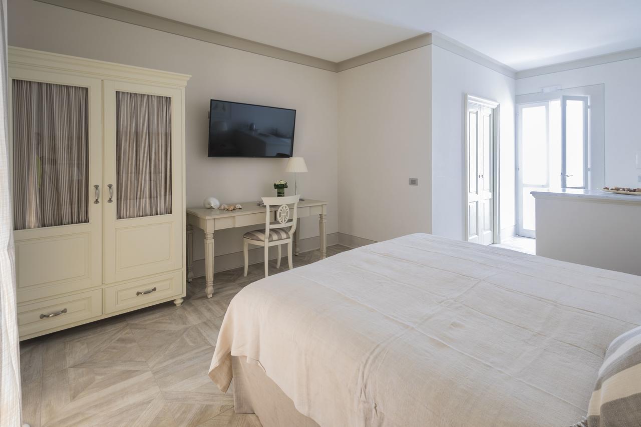 Maridea Casa Vacanza- Le Alcove Sul Mare Suites Ponza Exteriör bild